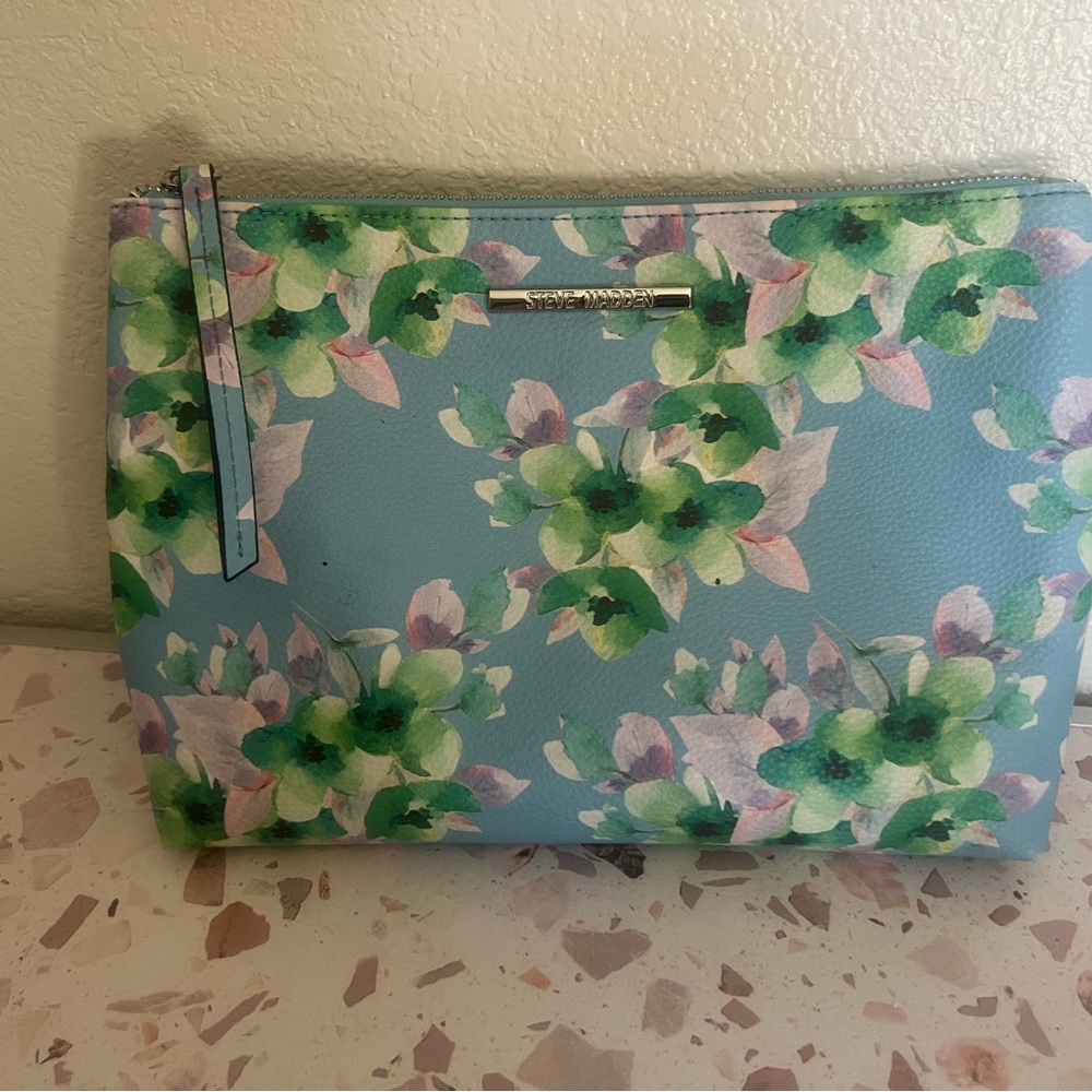 Steve Madden Cosmetic Bag Floral Design